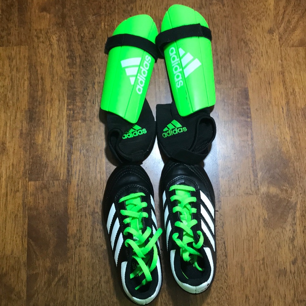 EUC- Adidas boys soccer cleats and shin guards